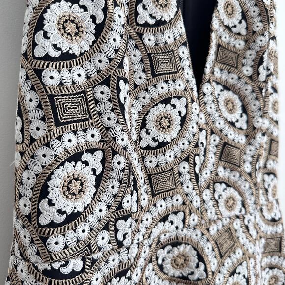 Alice + Olivia Mini Dress 6 Gold Embroidered Patty Tapestry 60s Style Retro Glam - Picture 3 of 16